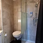 Apartment-hotel Schillerplatz 3*