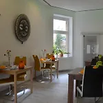 Aparthotel Apartment-hotel Schillerplatz