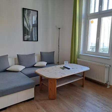 Apartment-hotel Schillerplatz 3*