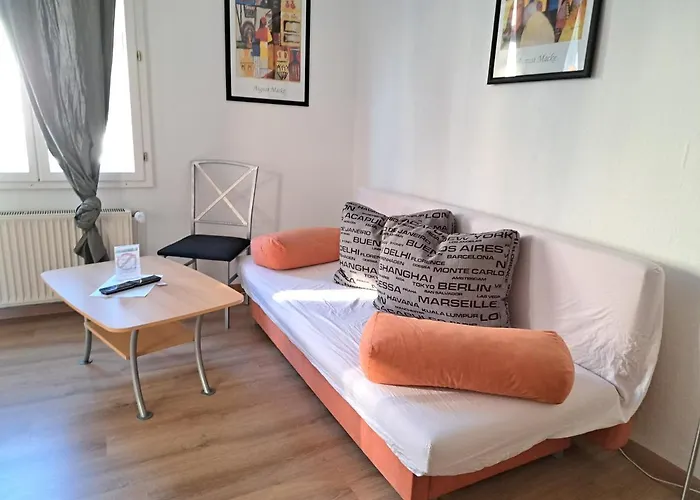 Apartment-hotel Schillerplatz 3*