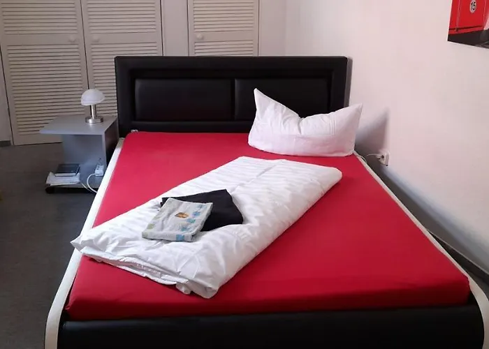 Apartment-hotel Schillerplatz 3*